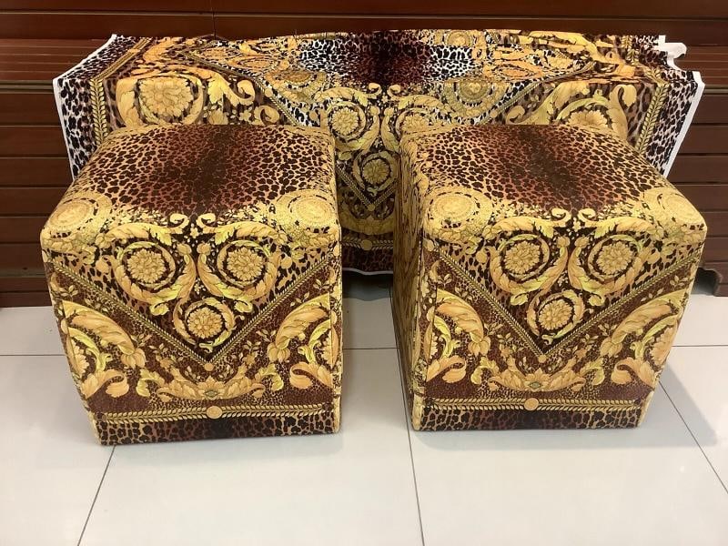 Atelier Versace Custom Made Cube Ottoman 19Ã¢â‚¬Â?/19Ã¢: Condition: Used: An item that has been used previously. The item may have some signs of cosmetic wear, but is ... Read moreabout the conditionUsed: An item that has been used previously. The item may 