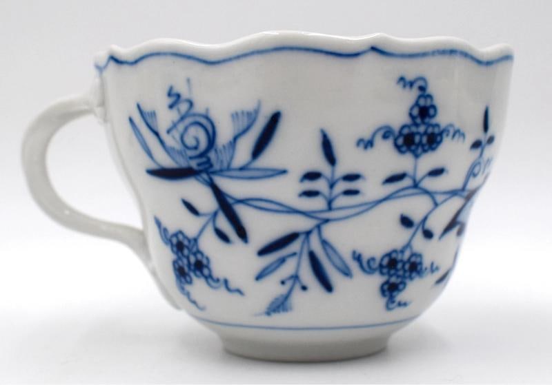 Set of 6 Vintage Meissen Blue Onion Cups & Saucers - Hand Painted - 6