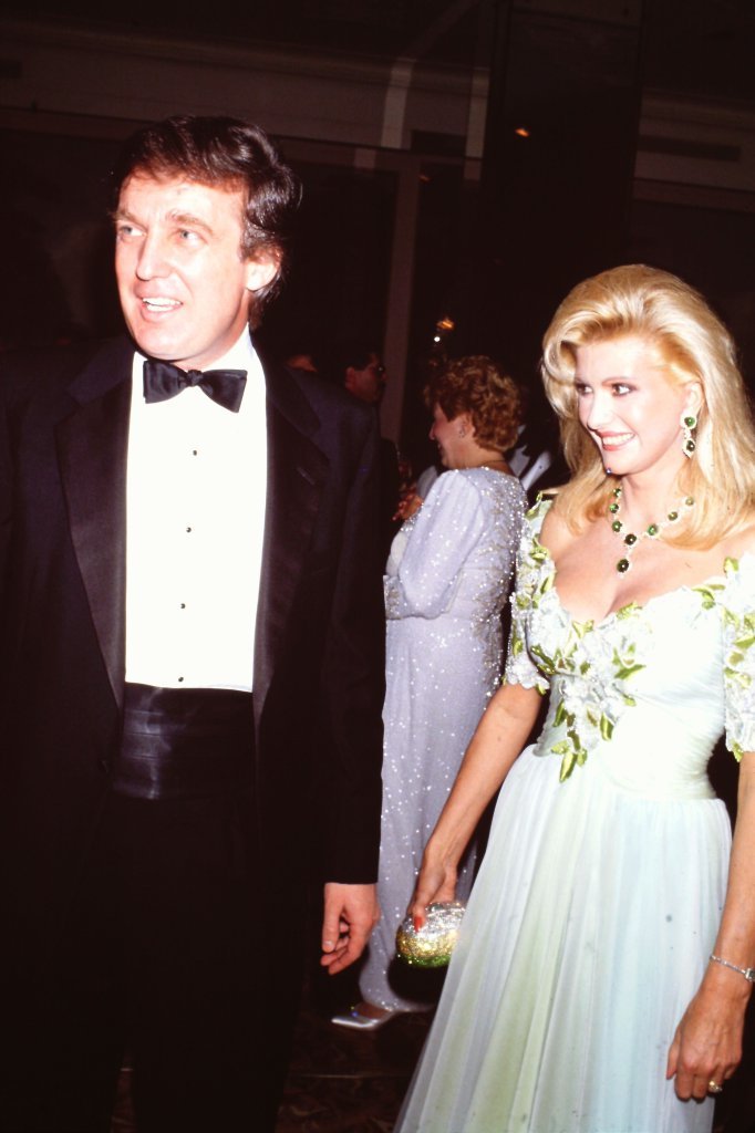 Donald Trump Negative Collection. 250+ (1 of 10)