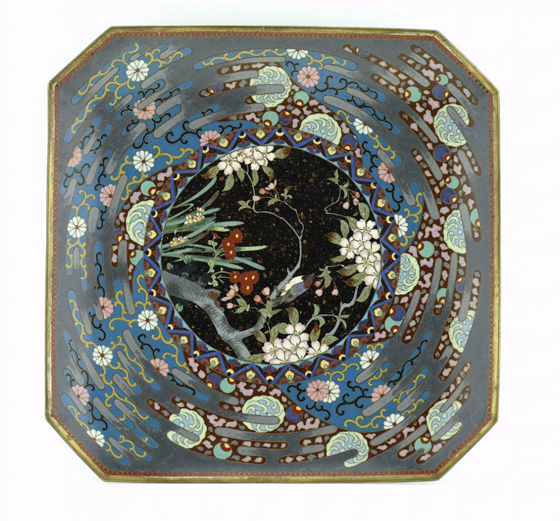 A CLOISONNE PLATE (1 of 2)