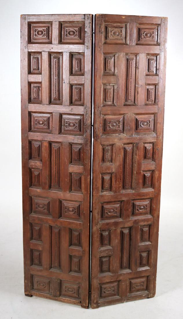 Elizabethan Style Carved Pine Two Panel Screen (1 of 5)