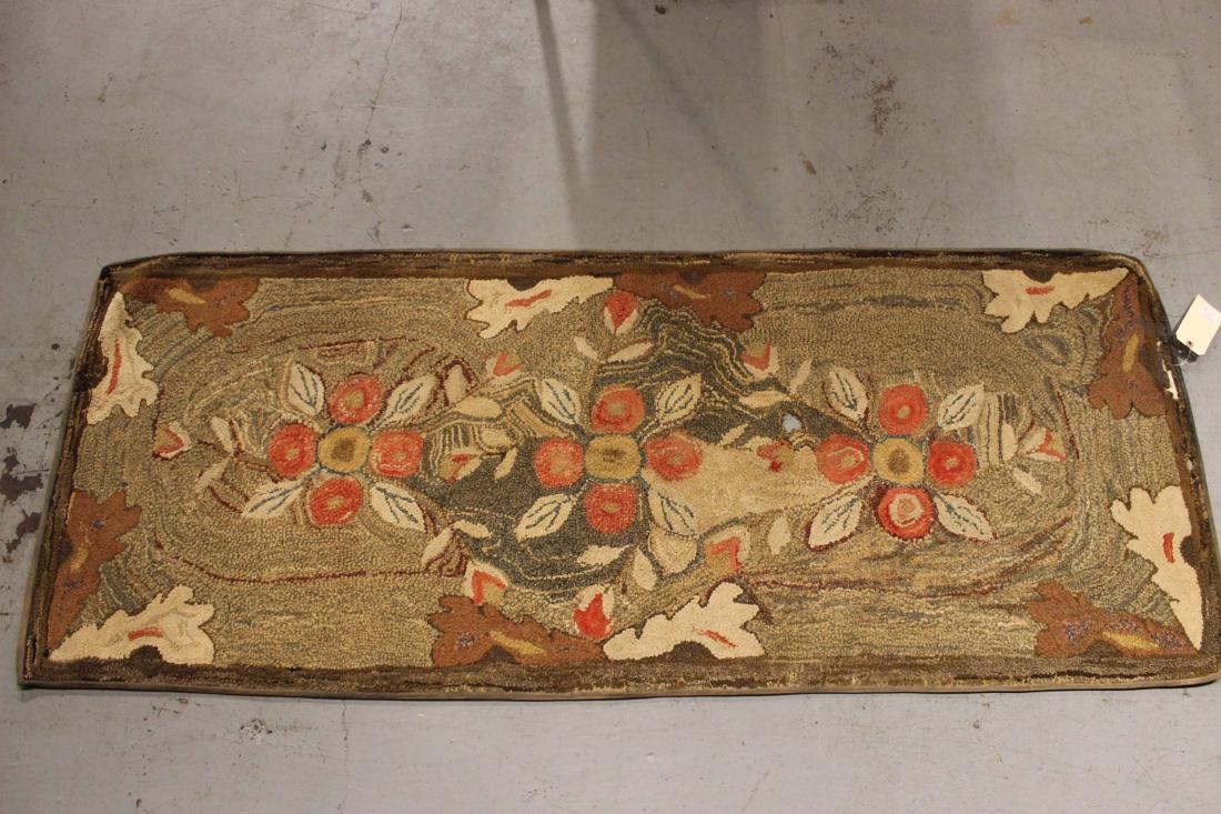 Floral Hooked Rug Runner (1 of 7)