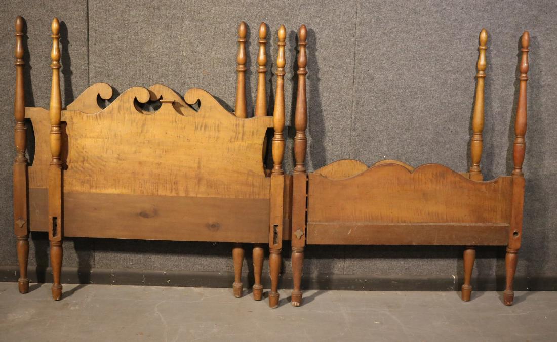 Pair of Federal Style Bedsteads (1 of 4)