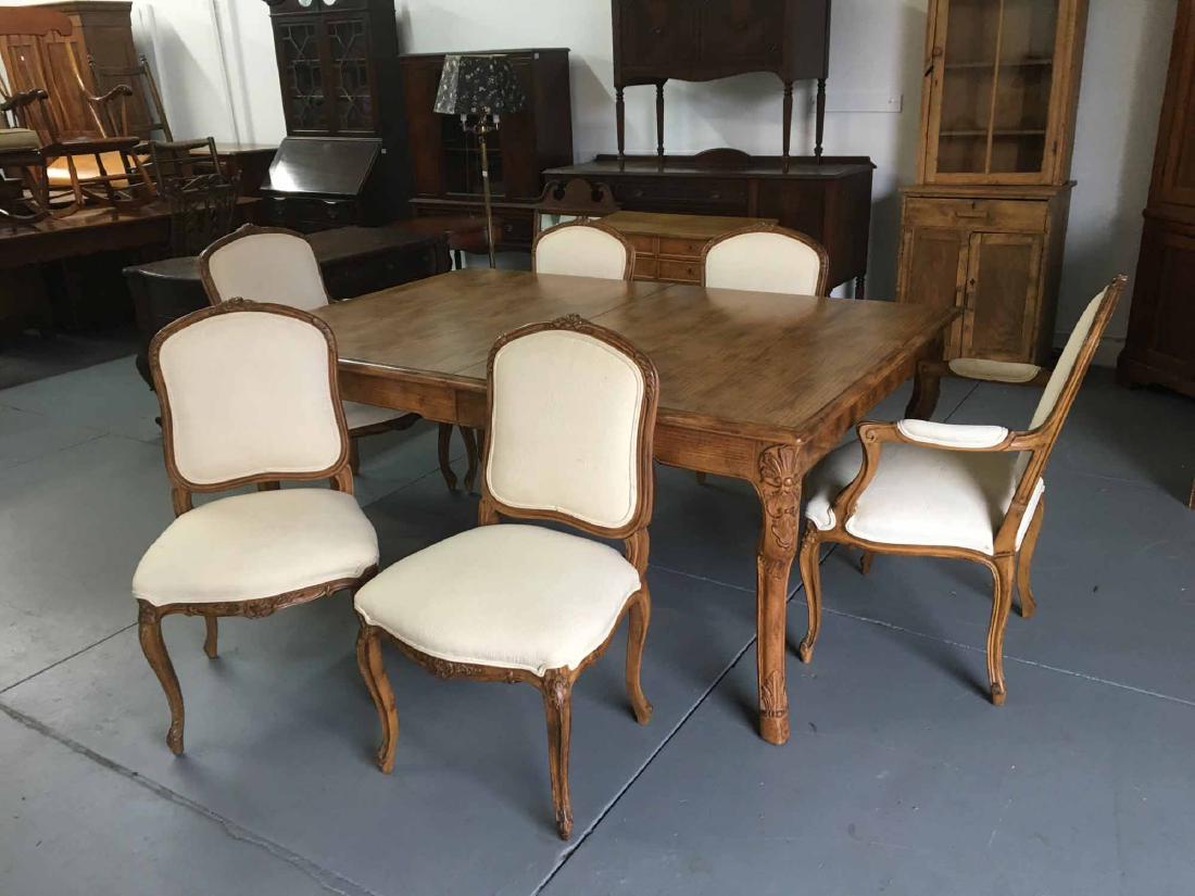 FRENCH COUNTRY OAK DINNING TABLE (1 of 4)