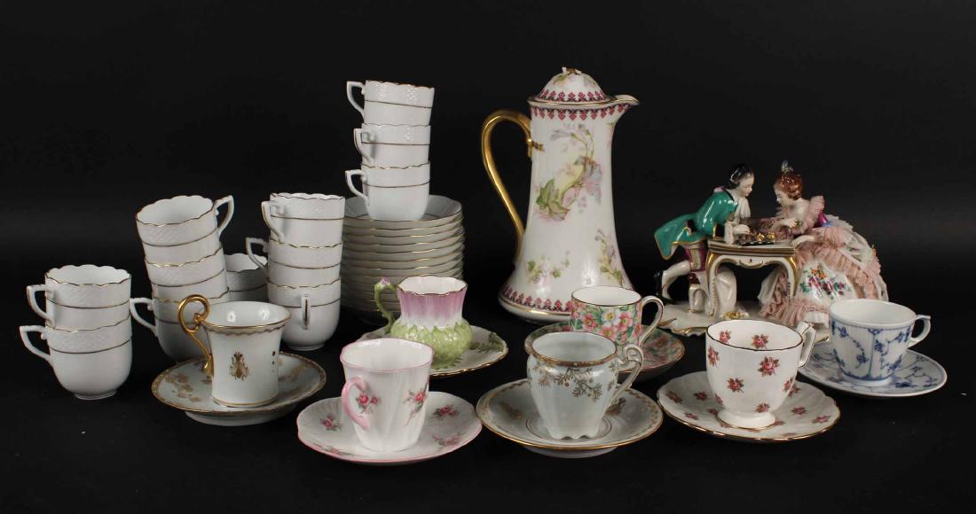 Twelve Herend Porcelain Demi-Tasse Cups & Saucers (1 of 10)