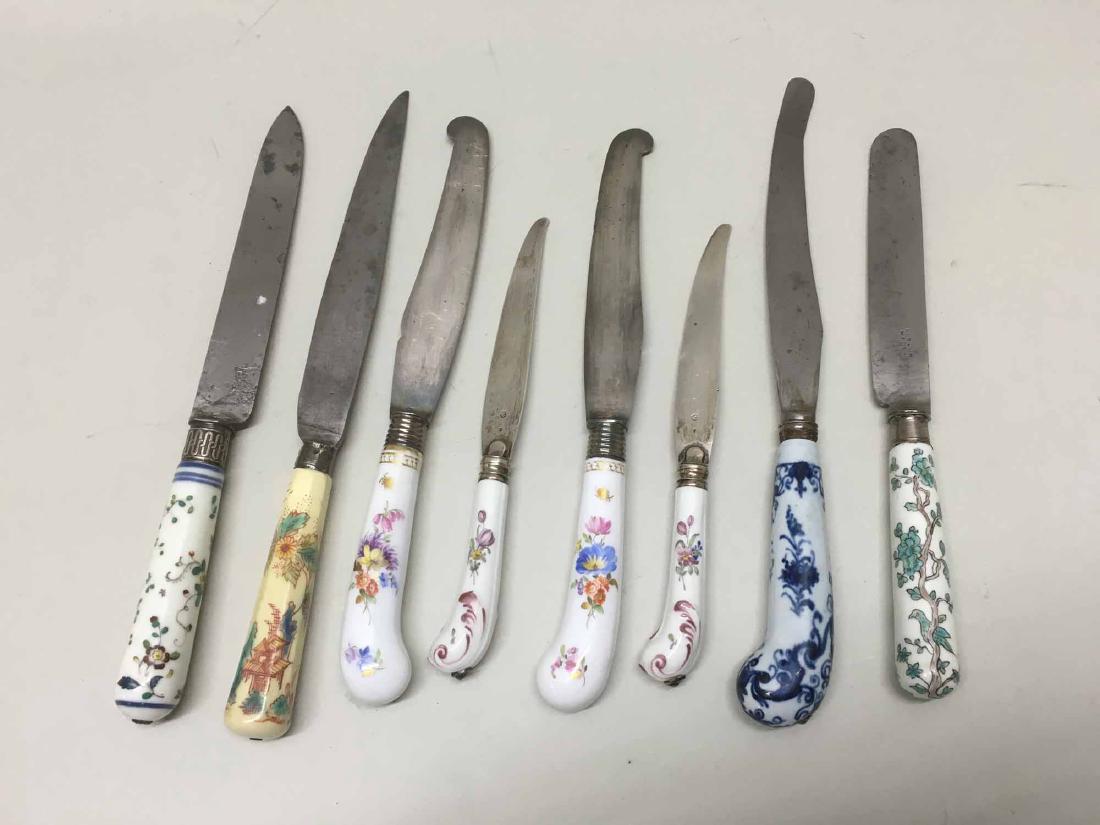 GROUP OF EIGHT ASSORTED PORCELAIN HANDLED KNIVES (1 of 5)