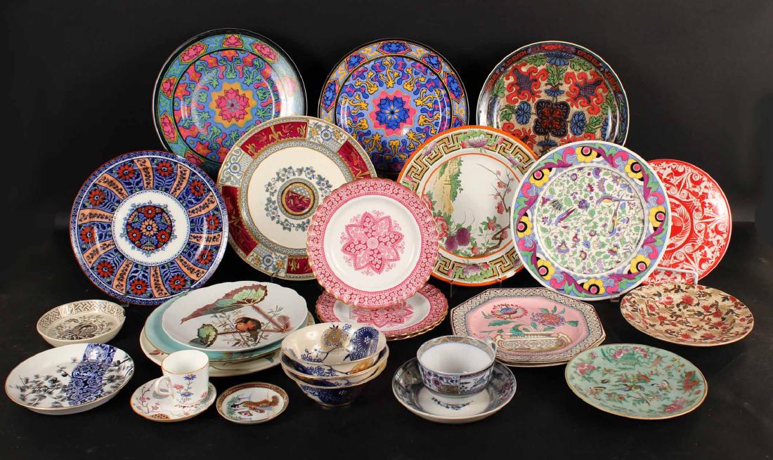 GROUP OF ASSORTED TRANSFERWARE TABLE ARTICLES (1 of 8)