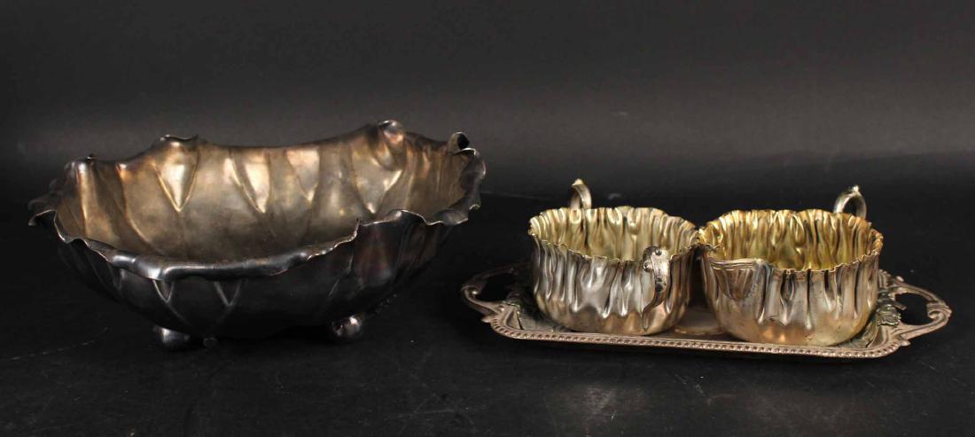 PAIRPOINT LEAF FORM FOOTED BOWL (1 of 8)