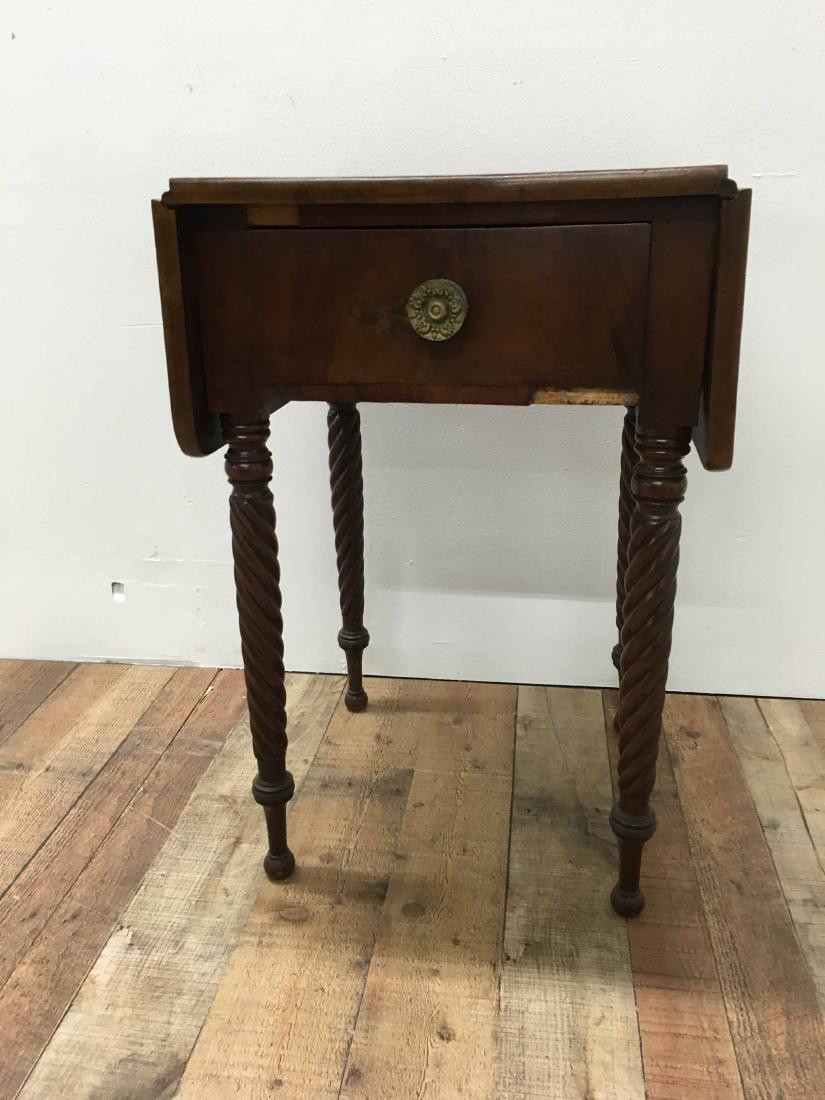 FEDERAL MAHOGANY SEWING TABLE (1 of 5)