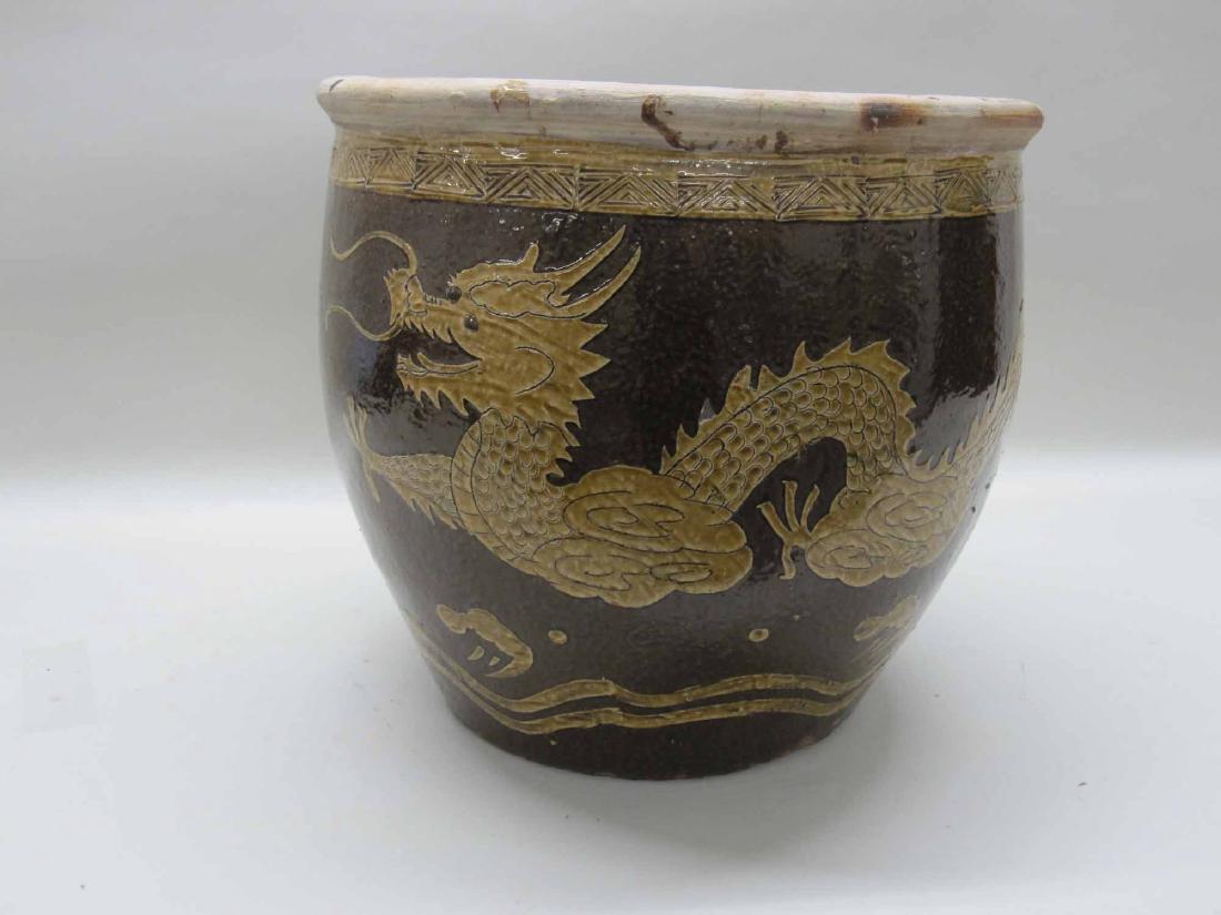 CHINESE CERAMIC CACHE POT (1 of 4)