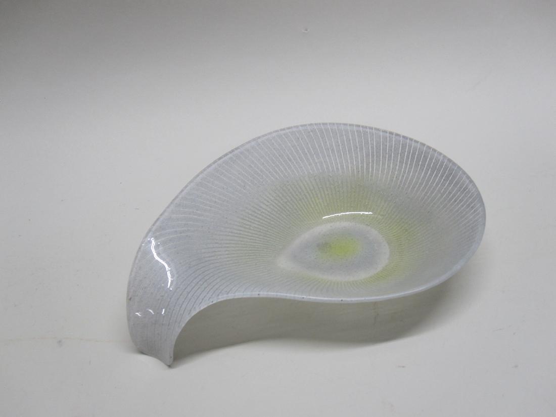 MAURICE HEATON ART GLASS BOWL (1 of 4)
