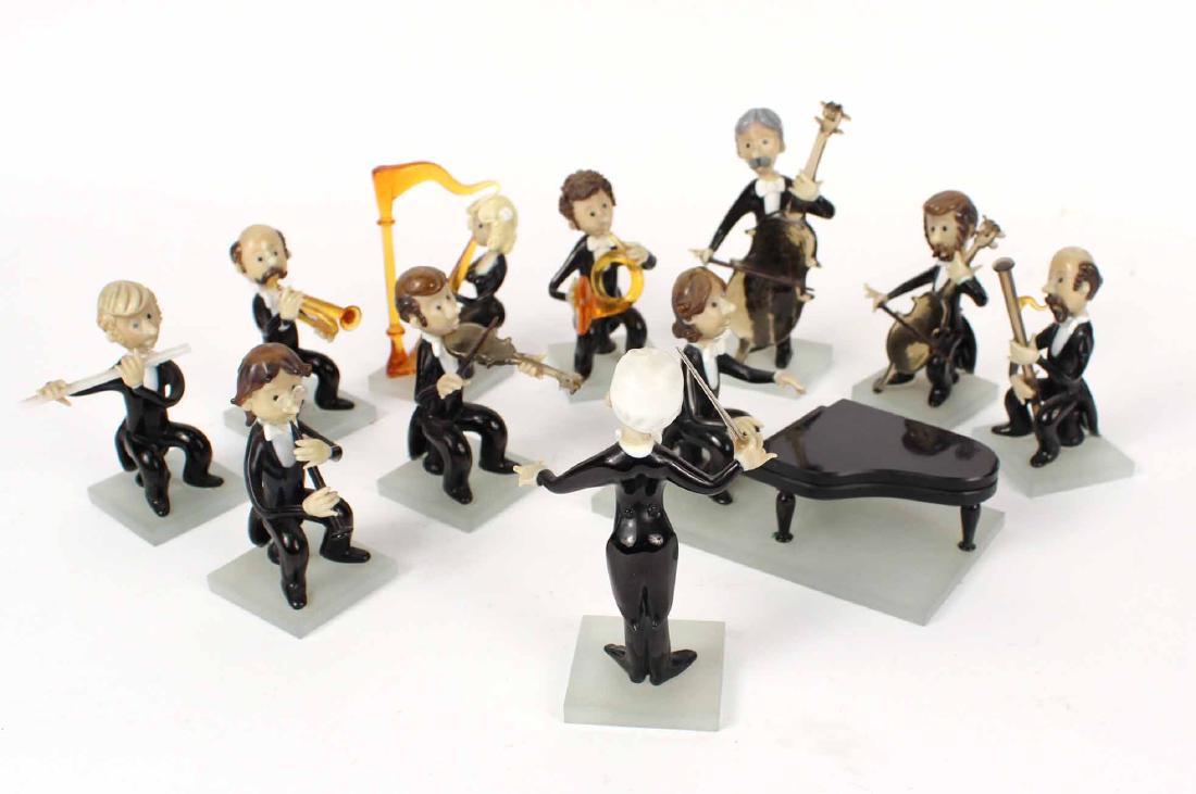 ELEVEN BLOWN GLASS ORCHESTRA FIGURES (1 of 6)