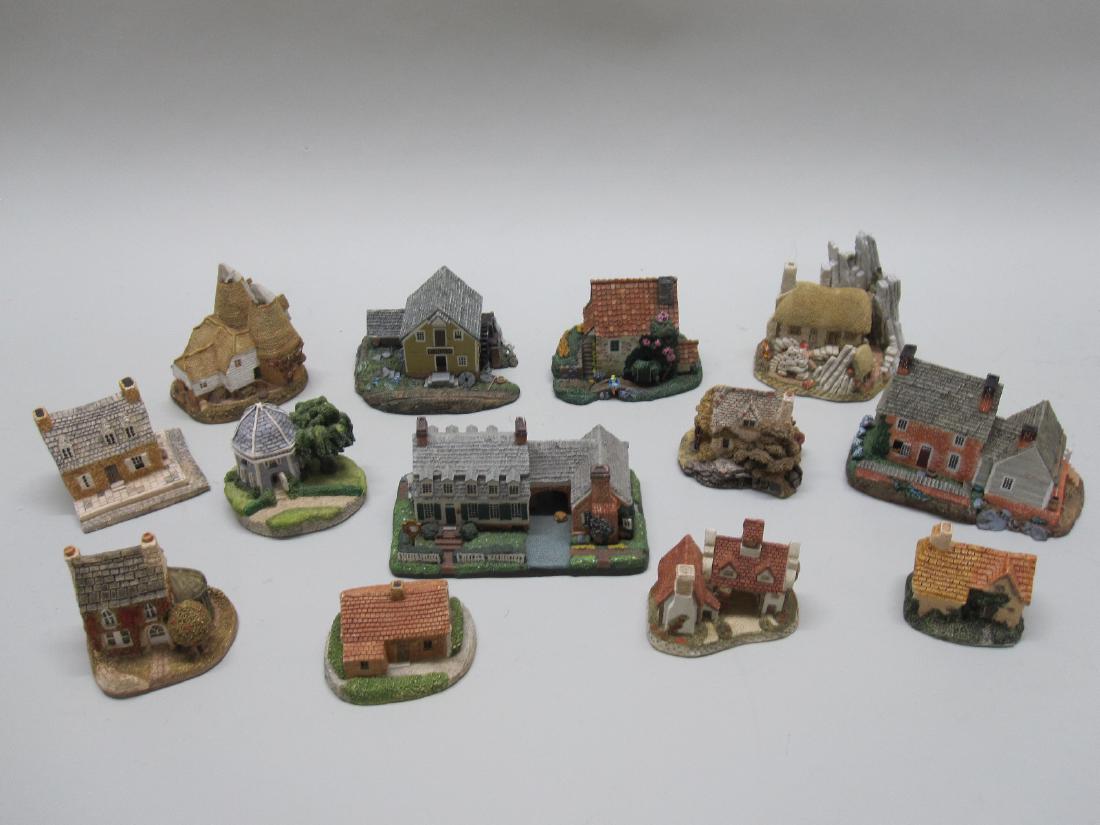 GROUP OF ASSORTED COTTAGES AND HOMESTEADS: Some by Kenneth and Hope LeVan and David Winter.