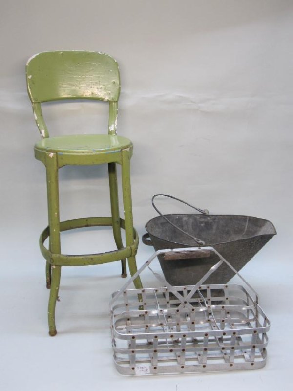 RETRO GREEN PAINTED STOOL (1 of 4)