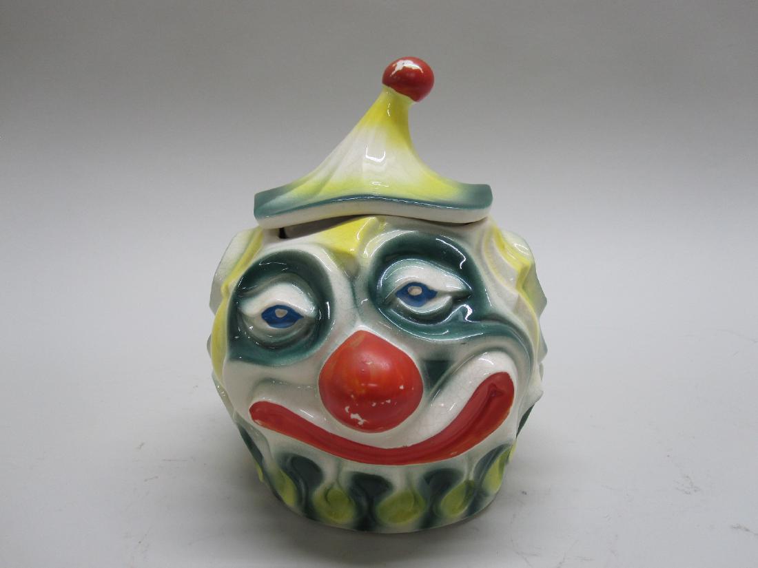 VINTAGE McCOY SAD CLOWN COOKIE JAR (1 of 5)