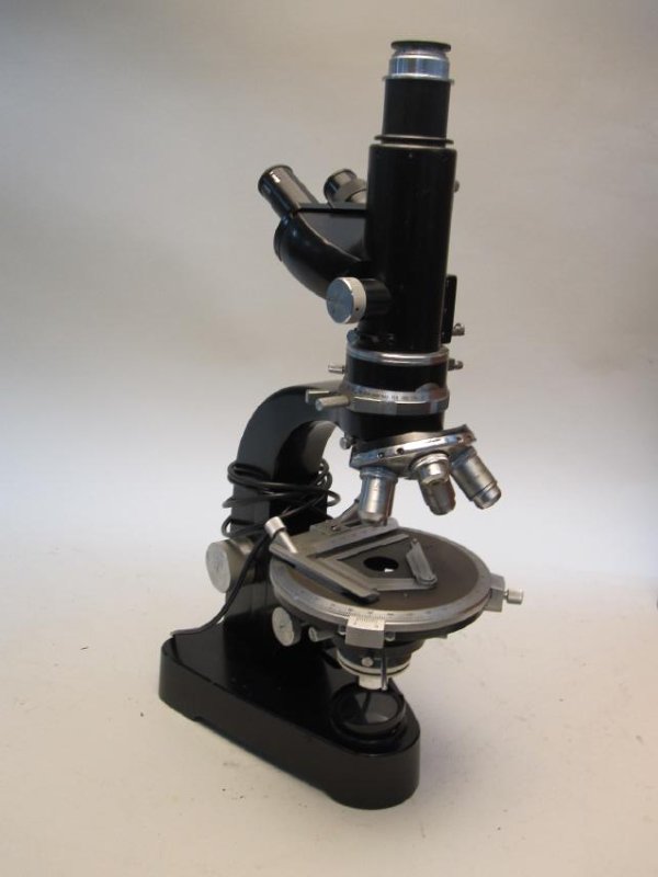 LEITZ WETZLAR MICROSCOPE (1 of 7)