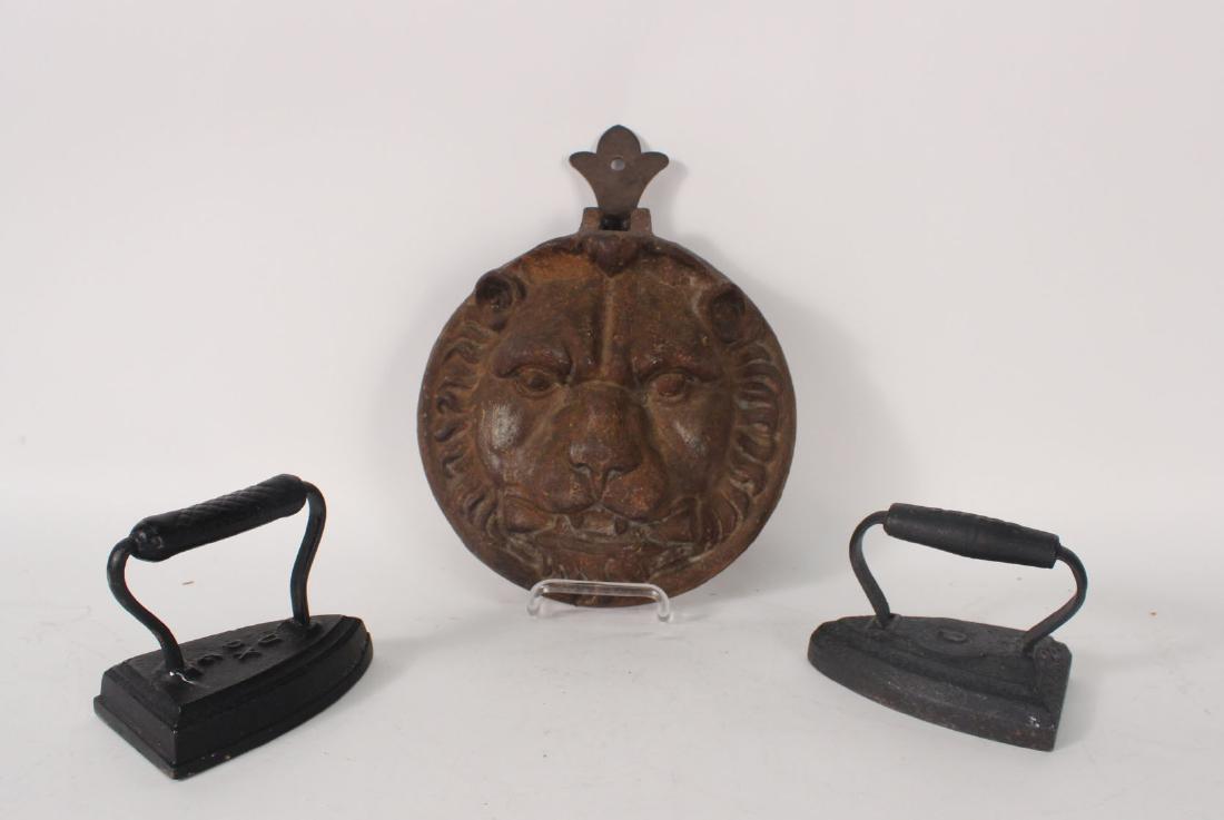 Cast-Iron Lion's Head Wall Plaque (1 of 8)