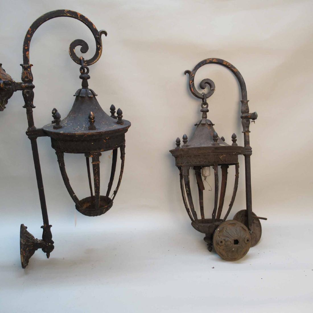 PAIR OF BRONZE LIGHT FIXTURES (1 of 9)