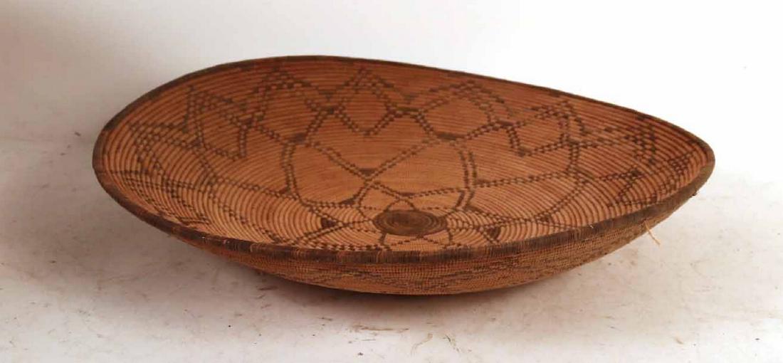 Southwest Coiled Basket with Star Design (1 of 3)