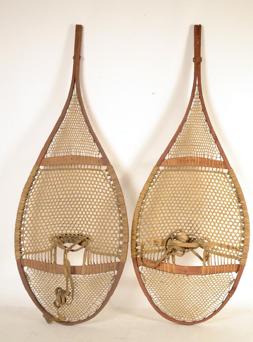 Pair of Vintage Snowshoes (1 of 5)