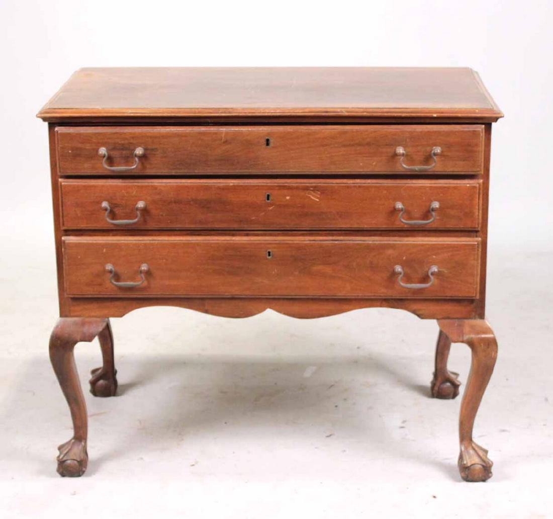Chippendale Style Dressing Table (1 of 7)