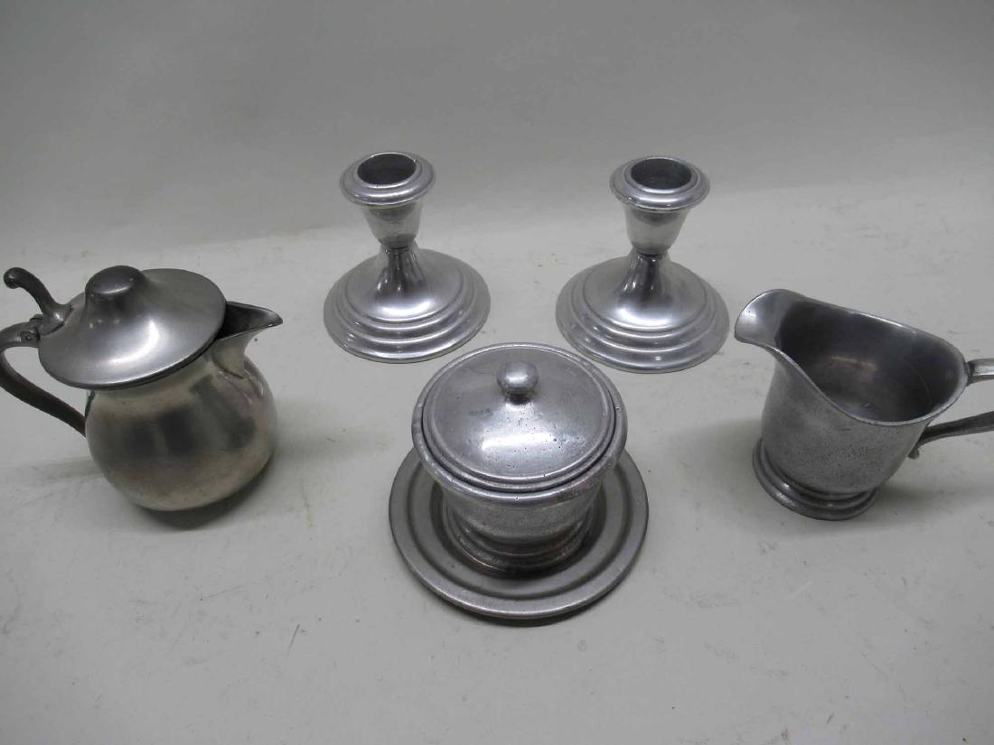 SIX PEWTER AND ALUMINUM TABLE ARTICLES (1 of 6)