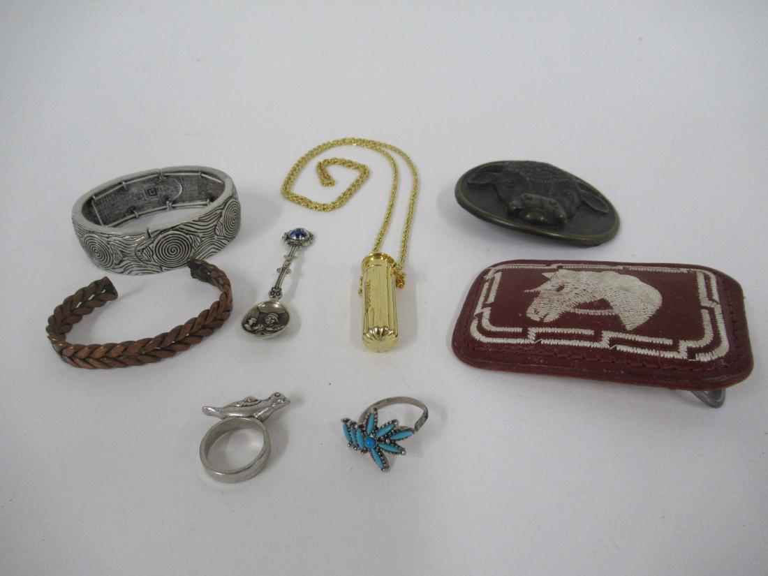 Group of assorted ladies costume jewelry (1 of 3)