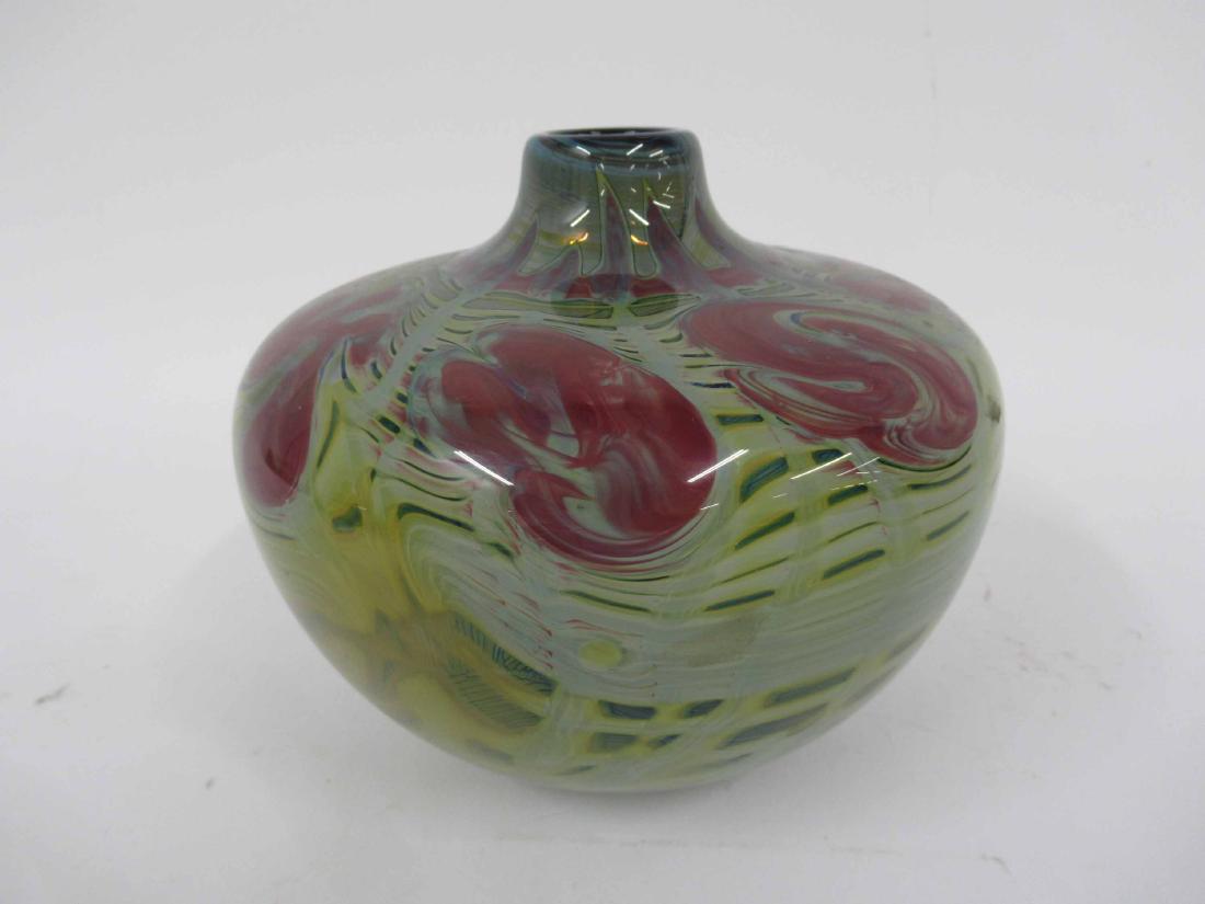 DICK HUSS MODERN ART GLASS VASE: Signed and dated 1980. 7"dai x 6" tall