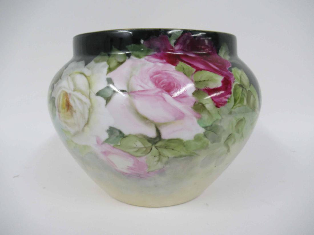 D AND C FRANCE ROSE POT (1 of 7)