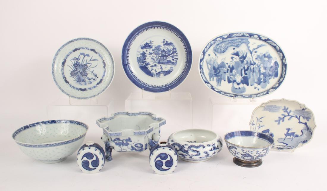 Ten Chinese Blue and White Porcelain Articles (1 of 9)