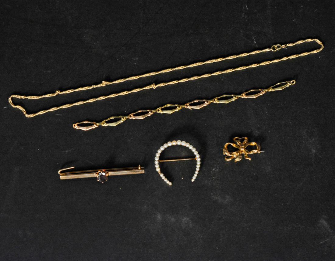 14K Yellow Gold Bar Pin (1 of 7)