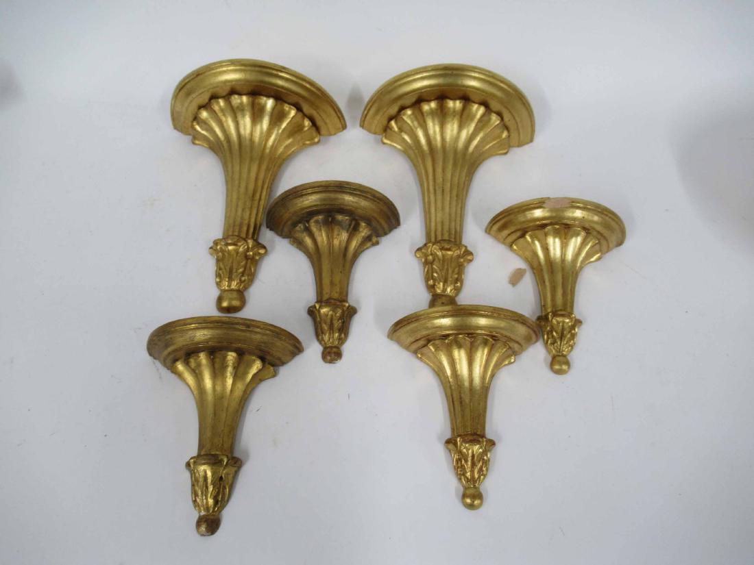 Pair of Gilt Composition Shelve Brackets (1 of 5)