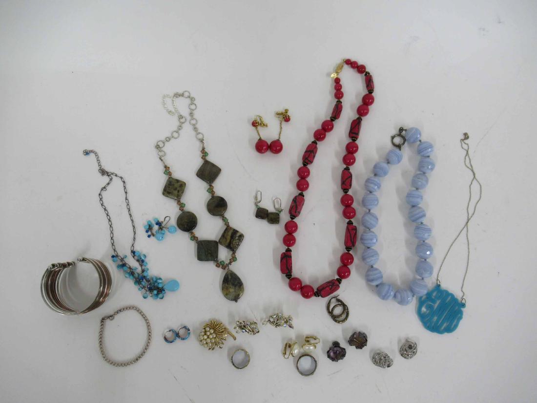 Group of Assorted Ladies Costume Jewelry (1 of 4)