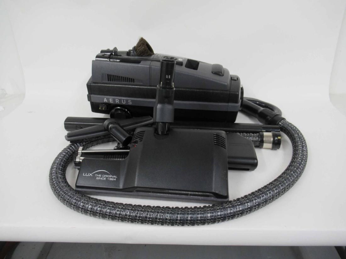 Aerus Lux Legacy Vacuum (1 of 3)