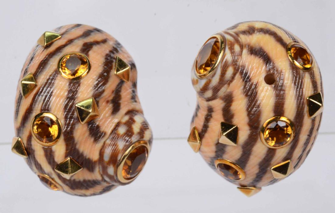 Pair Trianon 18K Yellow Gold Shell Citrine Earrings (1 of 7)