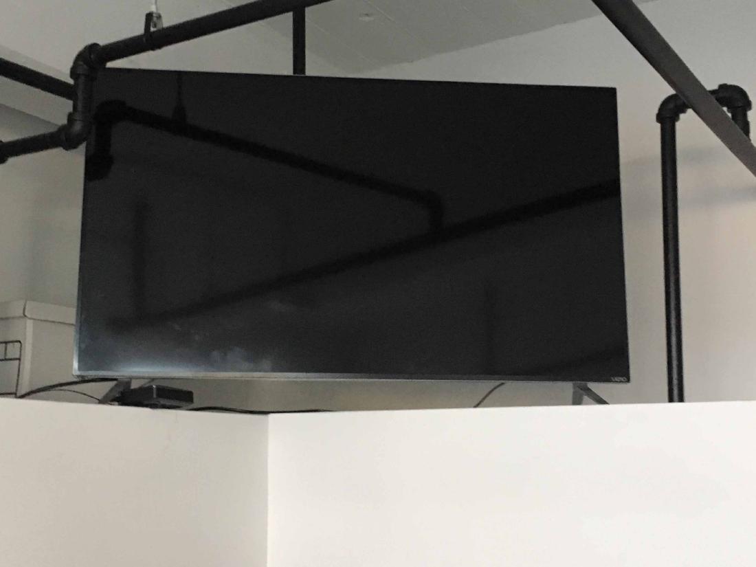 Vizio Television: 50"