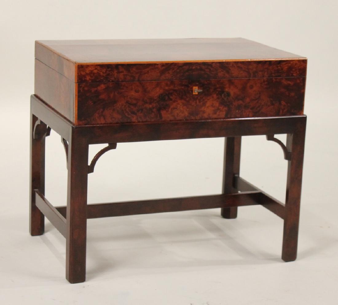 Inlaid Burlwood Box on Stand (1 of 6)
