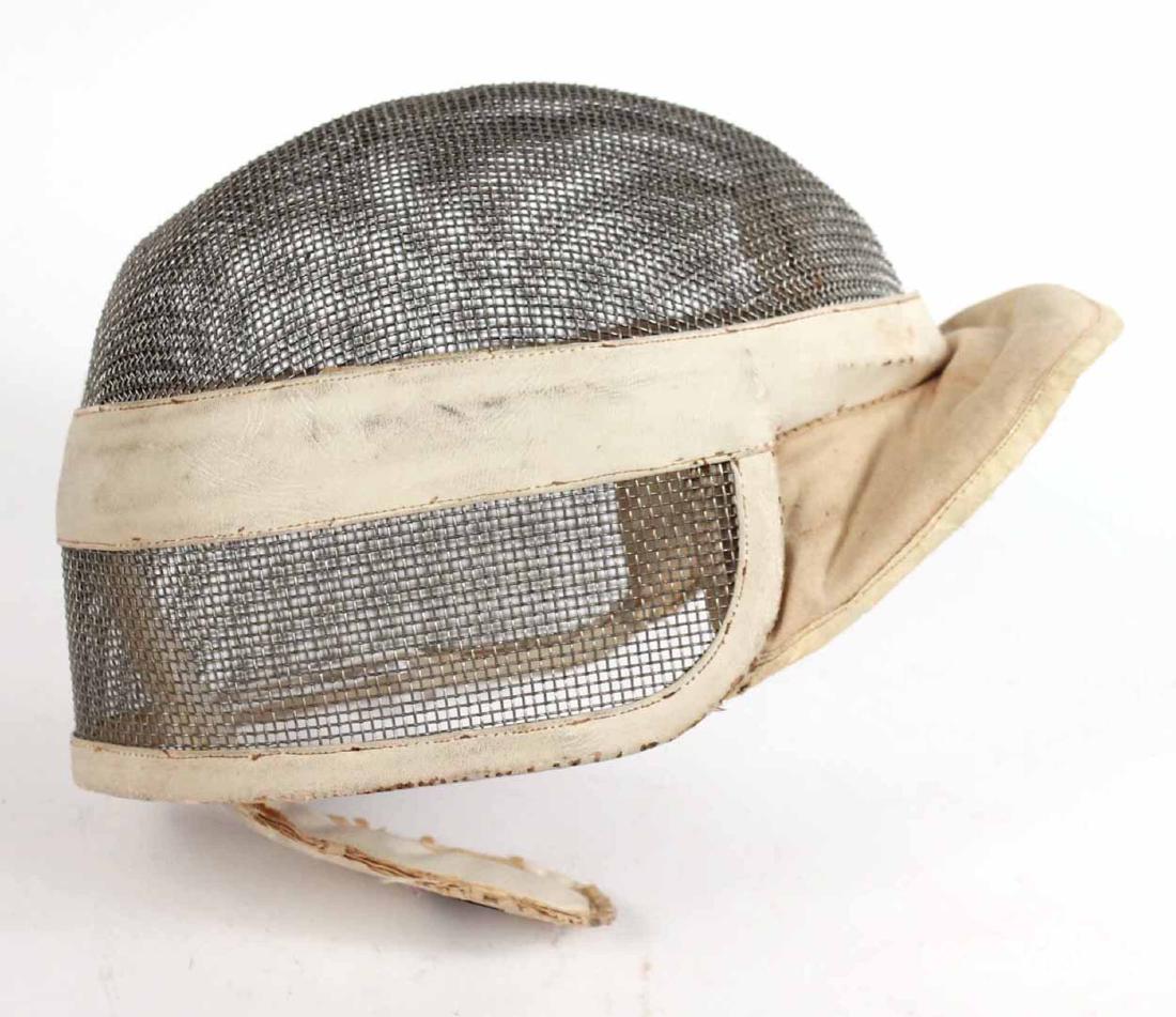 Fencing Mask: Used condition.
