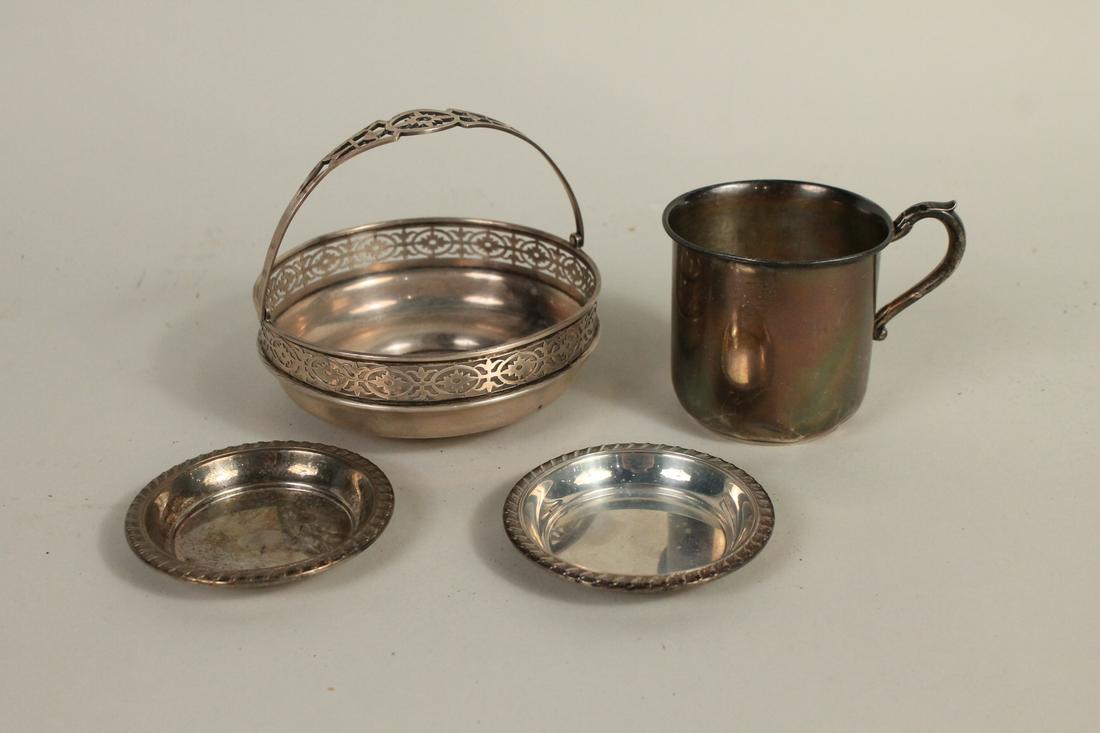 Group of Assorted Sterling Silver Table Articles (1 of 5)