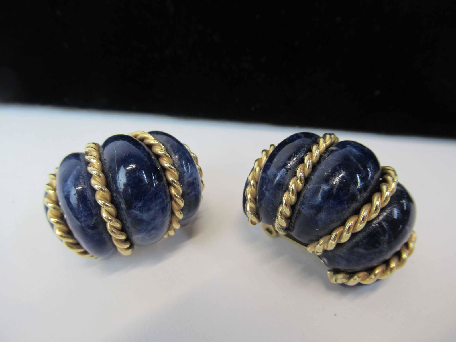 Pair of Seaman Schepps Style Ear Clips (1 of 3)