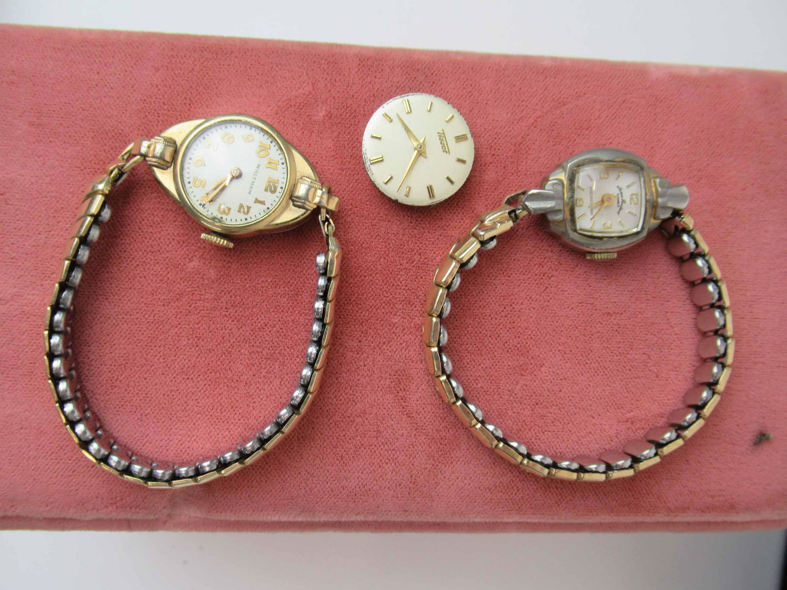 Three Ladies Timepieces (1 of 9)