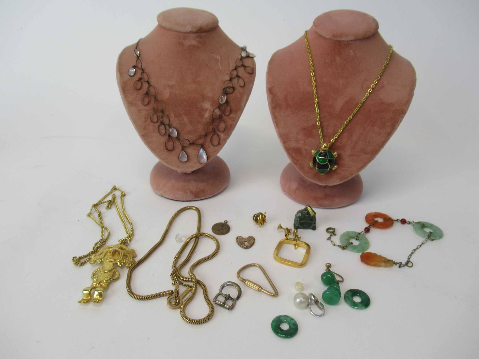 Vintage Ladies Jade Bracelet (1 of 5)