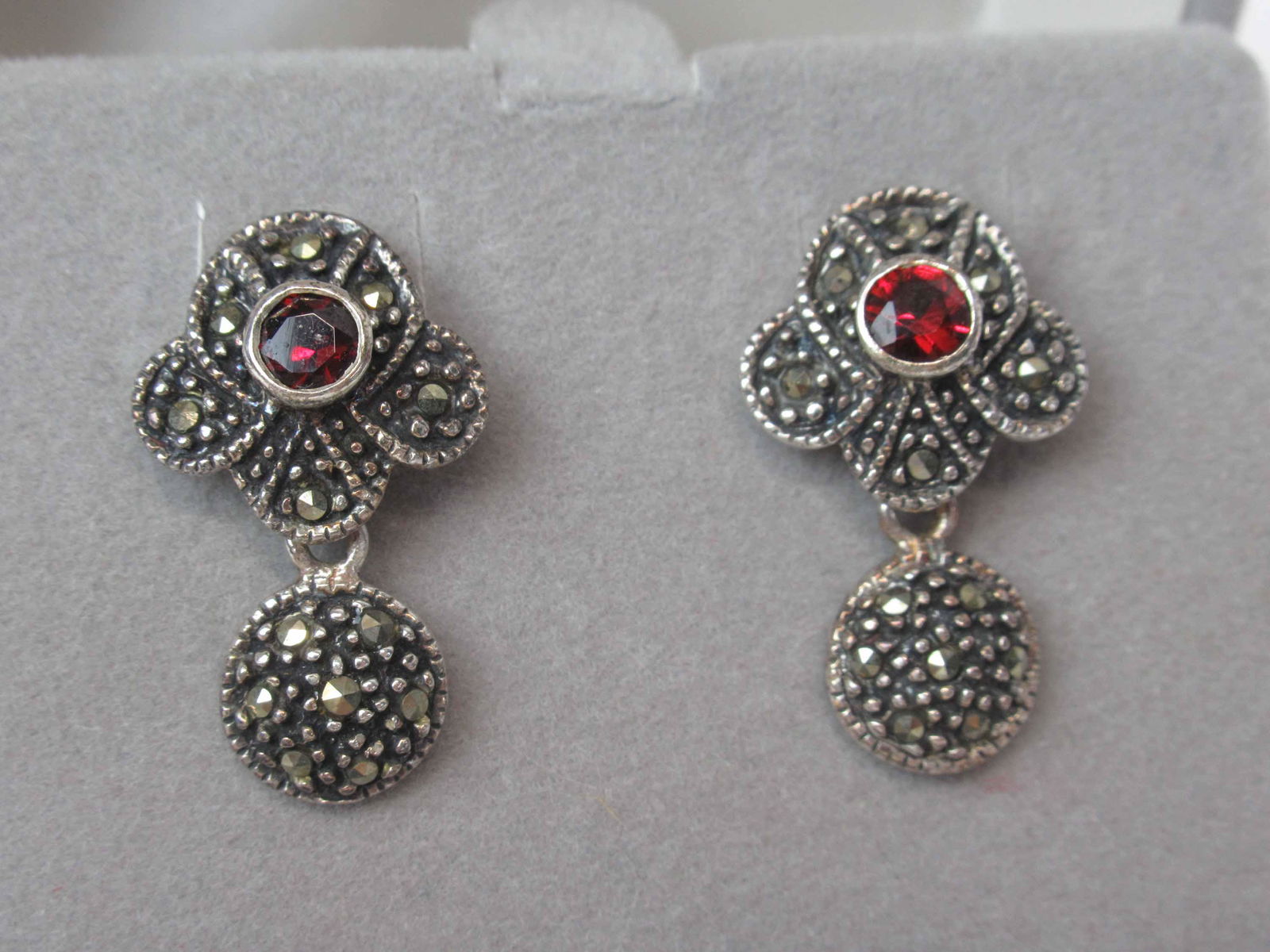 Belle Sterling Silver Bracelet (1 of 6)