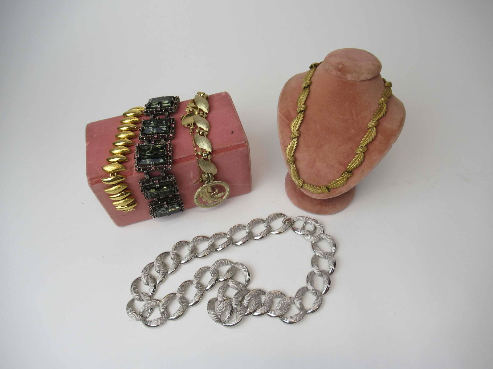 Group of Assorted Costume Jewelry: Group of Assorted Costume Jewelry. Including Monet, Napier bracelet and necklaces. Used condition.