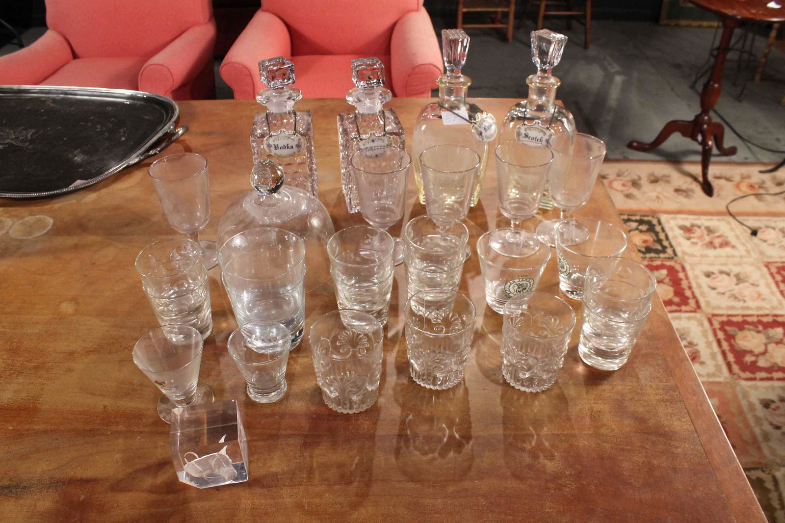 Group of Assorted Vintage Glass Tableware (1 of 6)