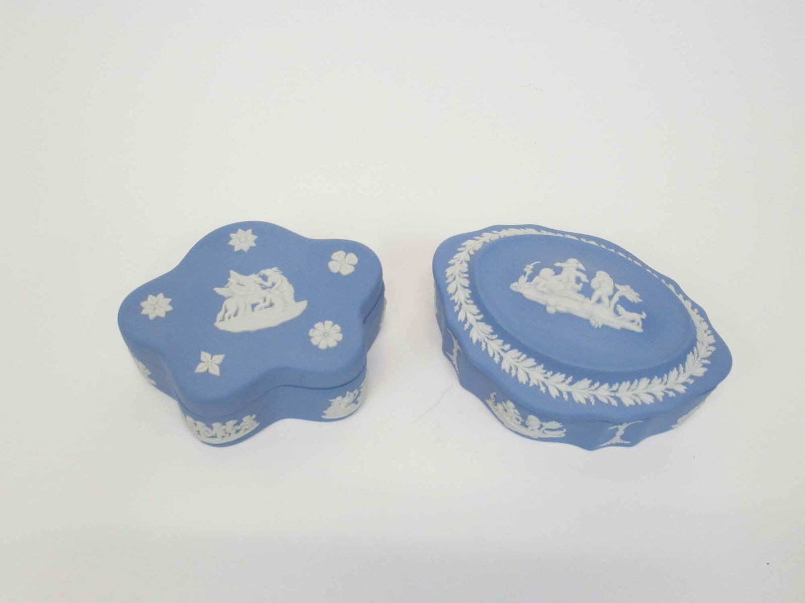 Two Wedgwood Light Blue Jasperware Boxes (1 of 6)