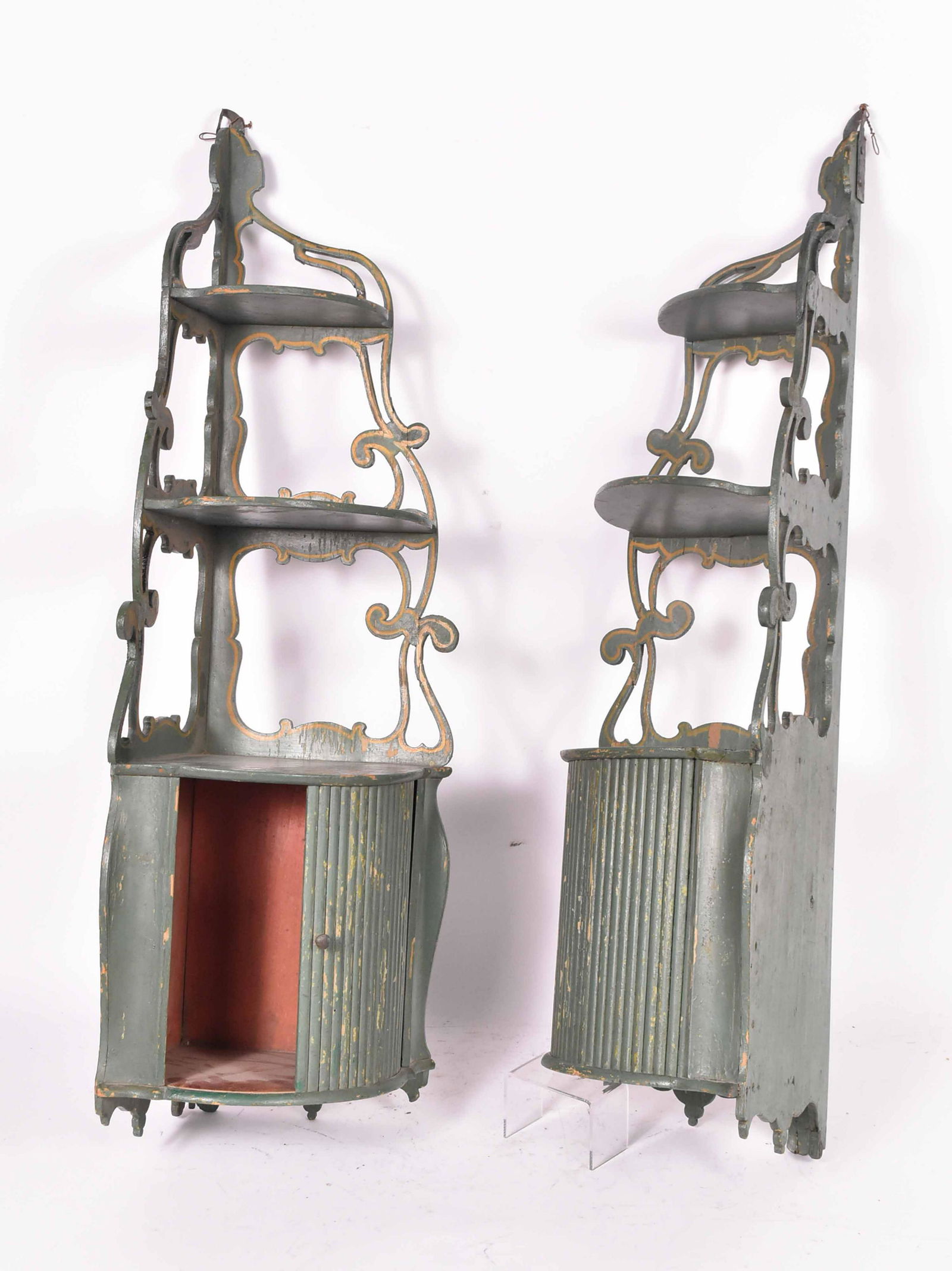 Pair of Green-Painted Corner Hanging Shelves (1 of 6)