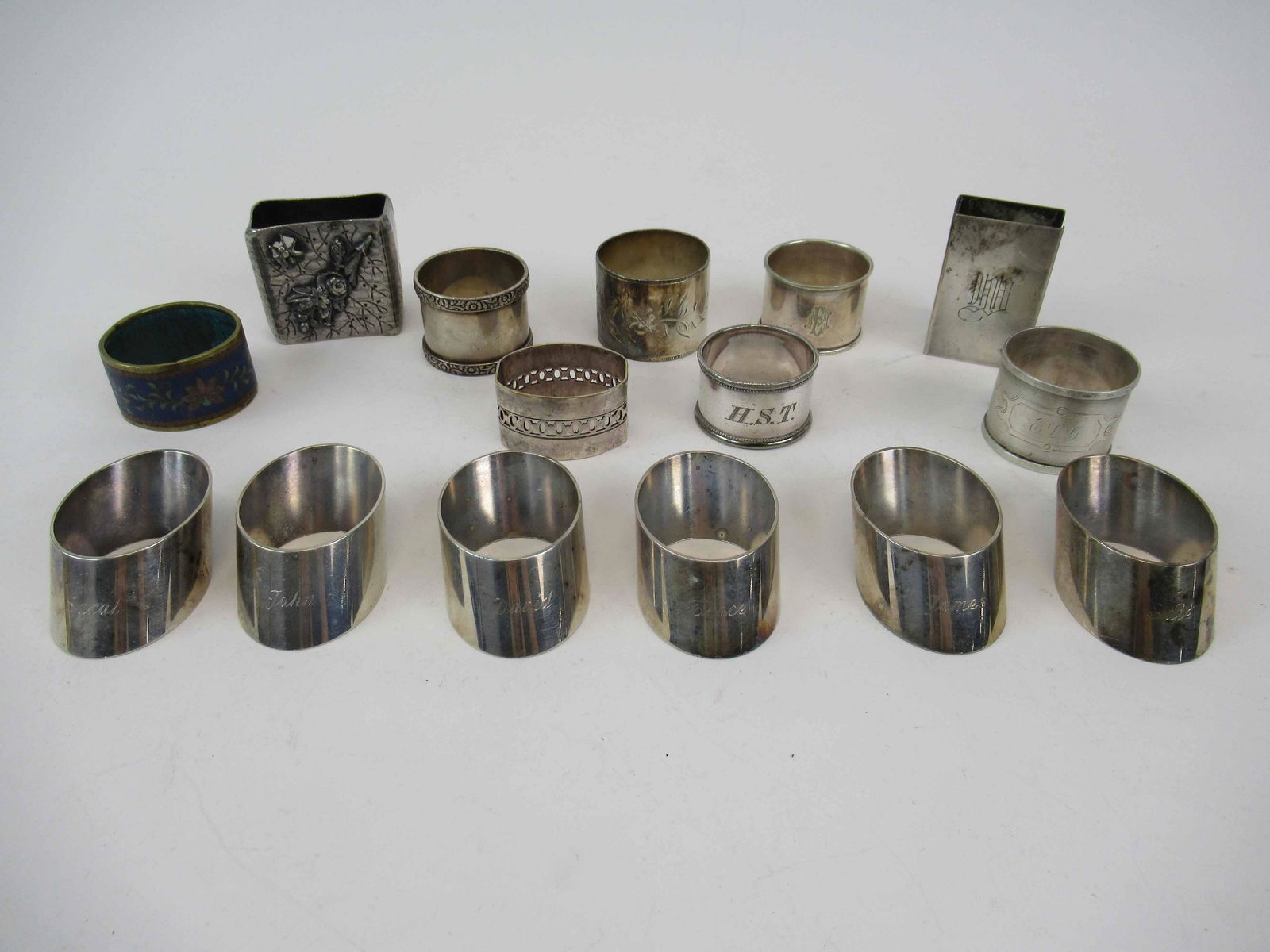 Group of Assorted Silver Plated Napkin Rings (1 of 7)