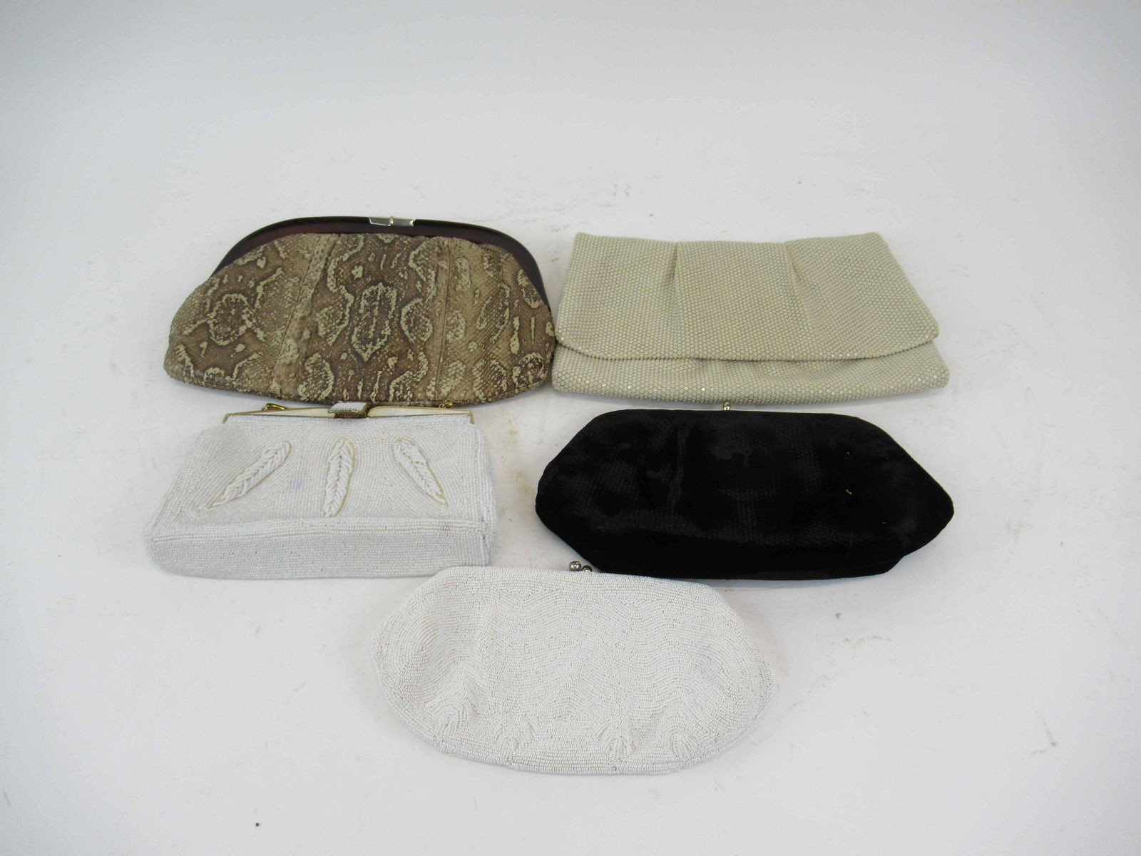 Group of 5 Vintage Clutch Handbags (1 of 15)