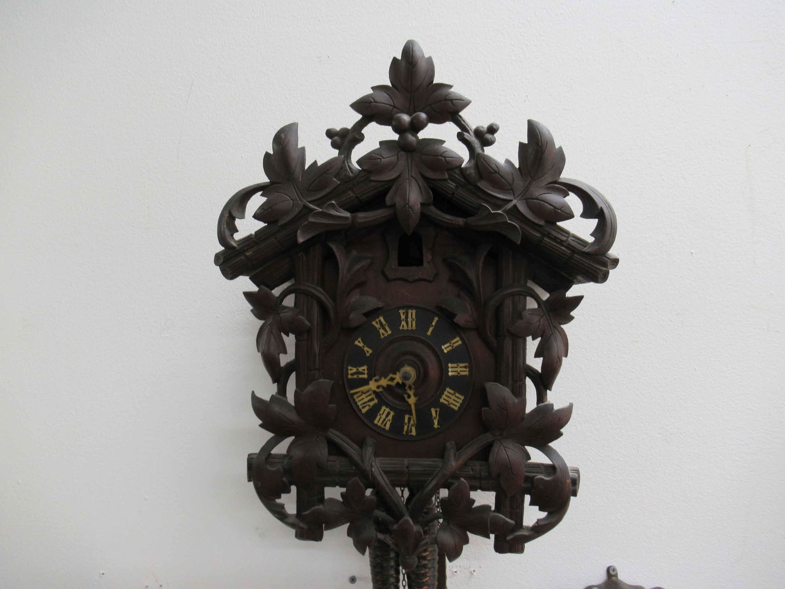 German Black Forest Cuckoo Clock (1 of 6)
